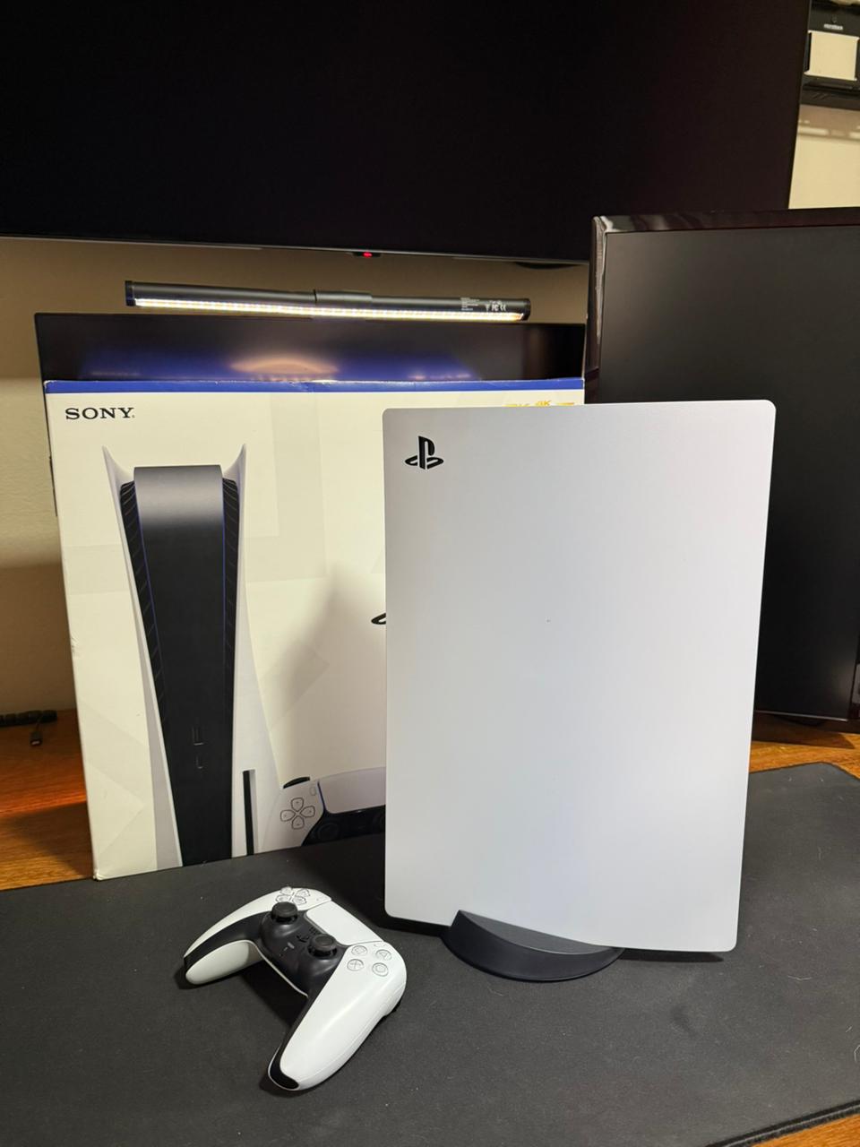 Console PlayStation®5 – FAT – Com Leitor de Disco – Semi Novo (6 MESES GARANTIA)